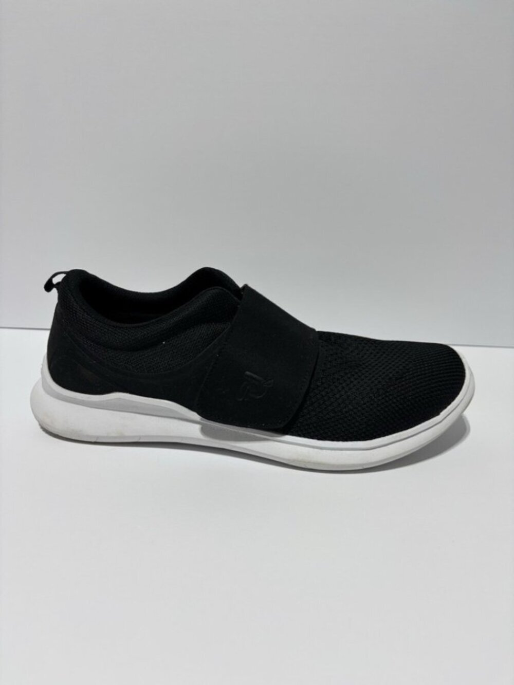 Propet Men’s Viator Strap Sneakers Black, Size 13 X(3E)